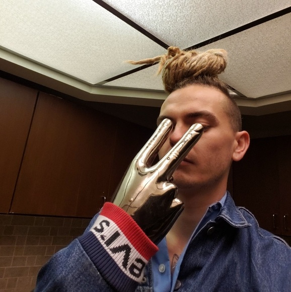 Meet your Posher, Ray - Picture 1 of 1